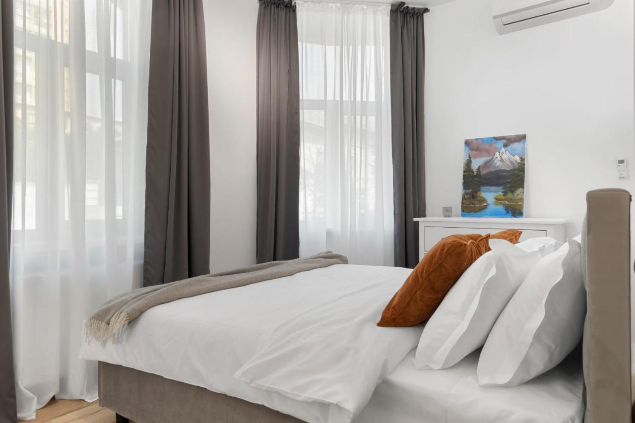 Vd Boutique Apartments No 1 บูคาเรสต์ ภายนอก รูปภาพ